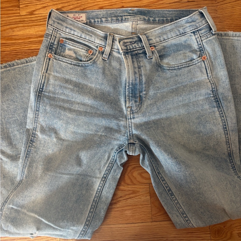 GAP Women’s Vintage Slim Mid-rise Jeans
